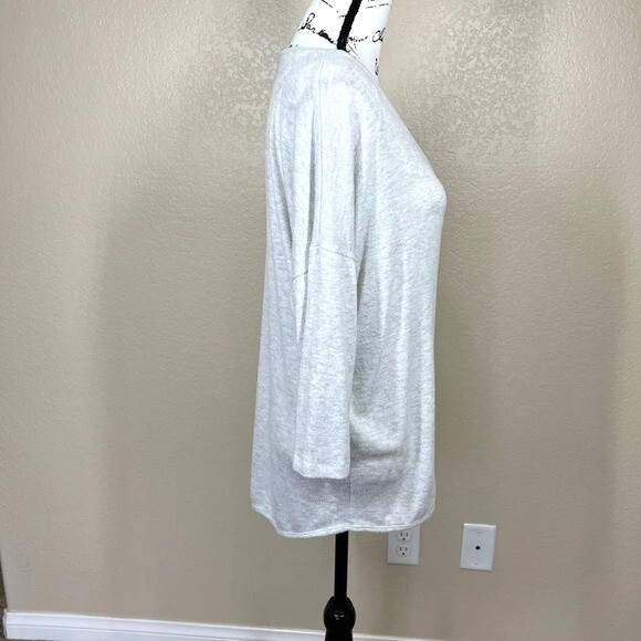 Philosophy ivory sweater 3/4 sleeve relax fit V neckline size L boho soft girl - Picture 4 of 15